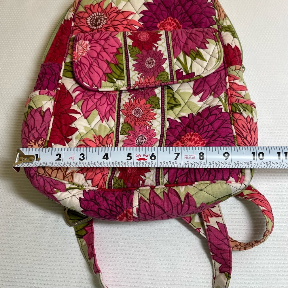 Vera Bradley Hello Dahlia Pink and Green Floral Backpack
Pre Loved - Picture 8 of 13